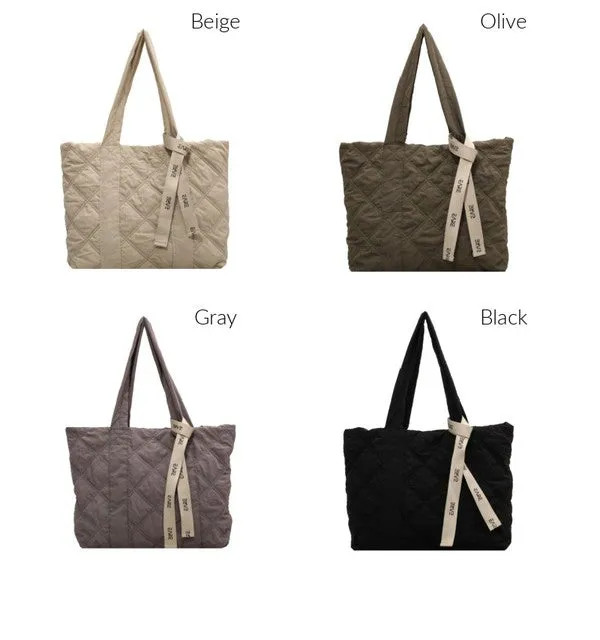 Aili's Corner Quilted Tote