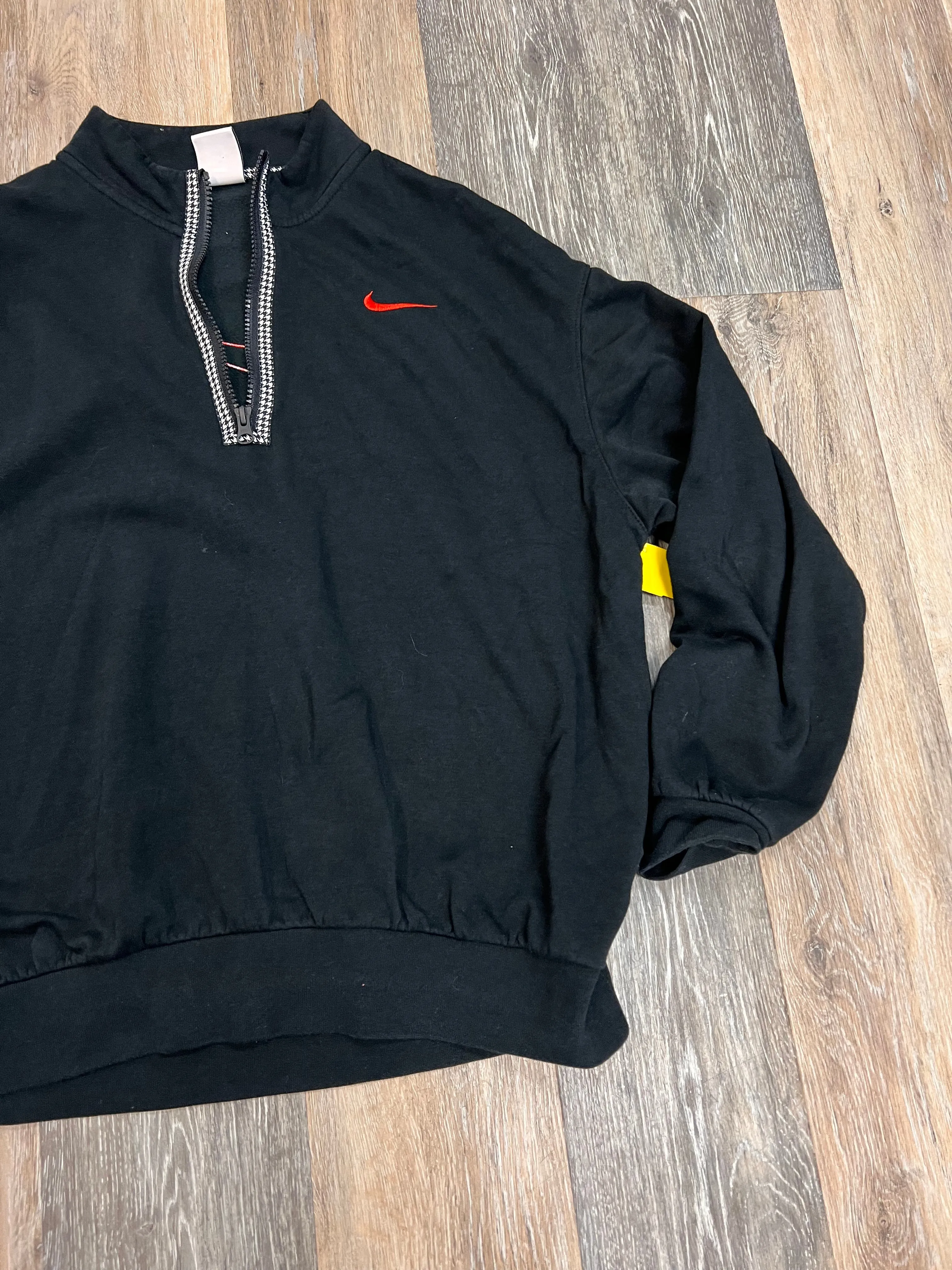 Athletic Sweatshirt Crewneck By Nike Apparel In Black, Size: S