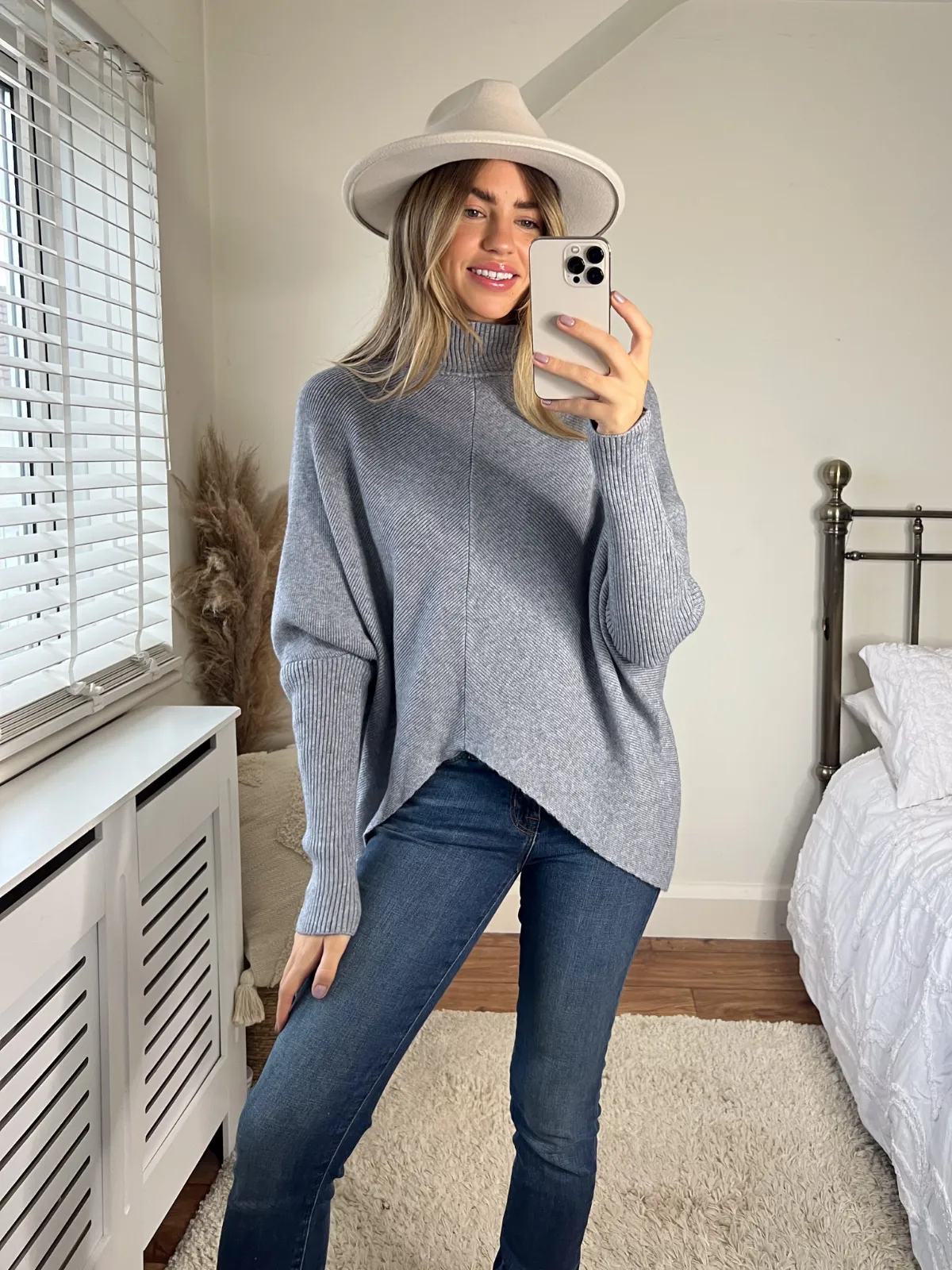 Hope Knitted High Neck Jumper / Grey