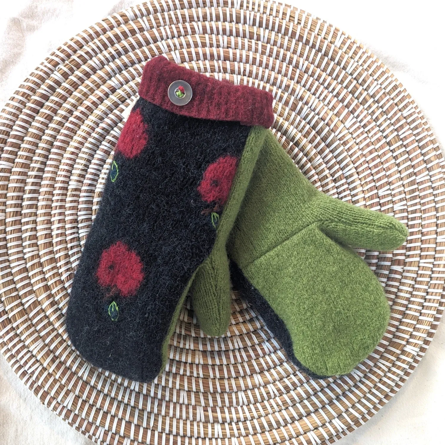 Upcycled Wool/Cashmere Mittens