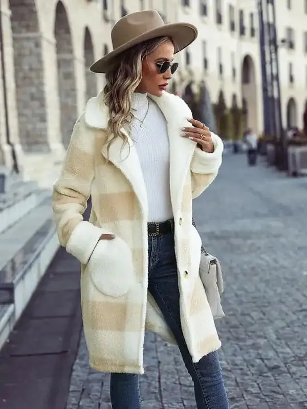 Women’s lapel plaid single-breasted plush coat