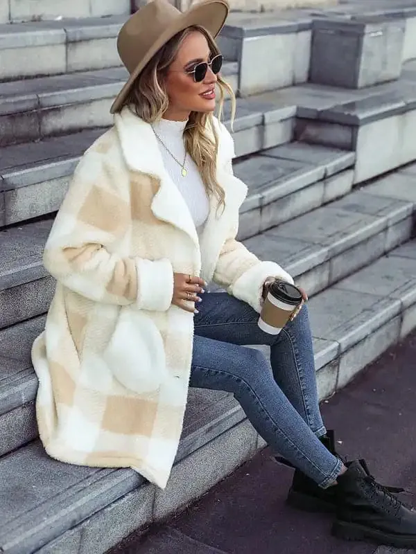 Women’s lapel plaid single-breasted plush coat